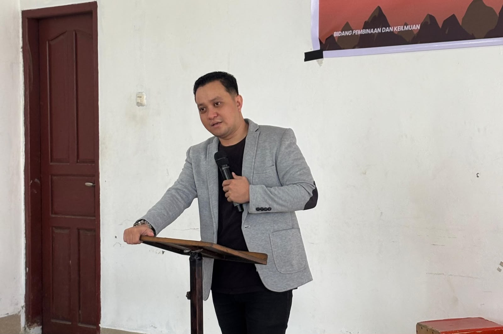 Penasehat Hukum (PH), Enos Sane SH